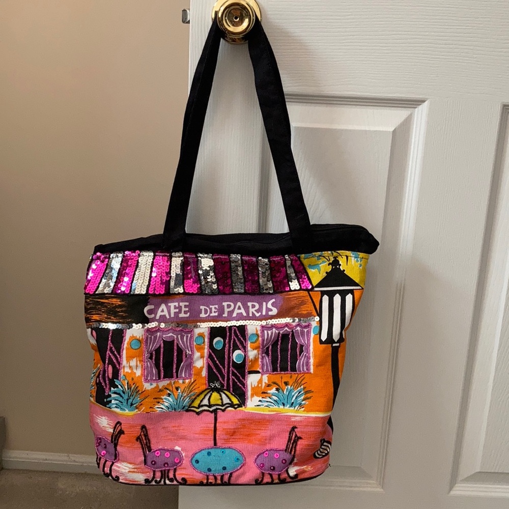 GUC Embellished bag